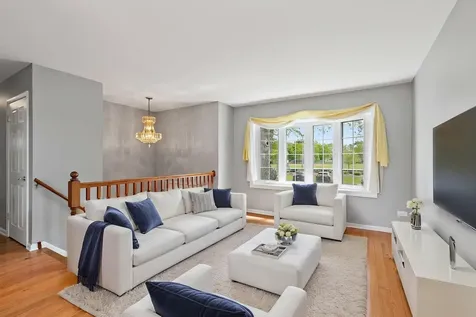 4403 Maple Court Rolling Meadows IL 60008