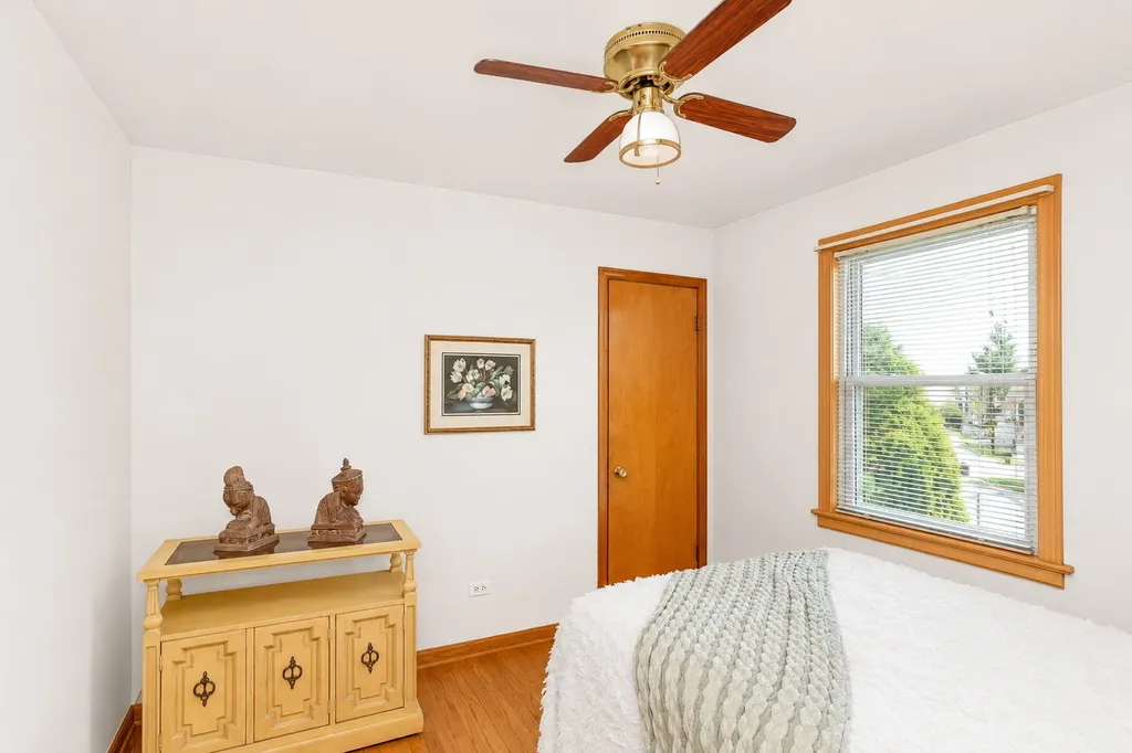 3225 North Narragansett Avenue Chicago IL 60634