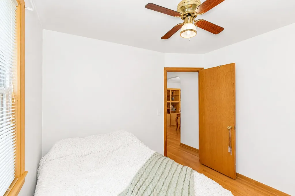 3225 North Narragansett Avenue Chicago IL 60634