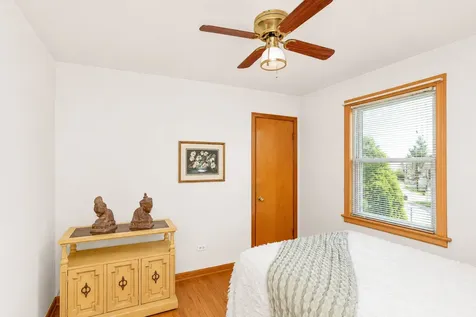 3225 North Narragansett Avenue Chicago IL 60634