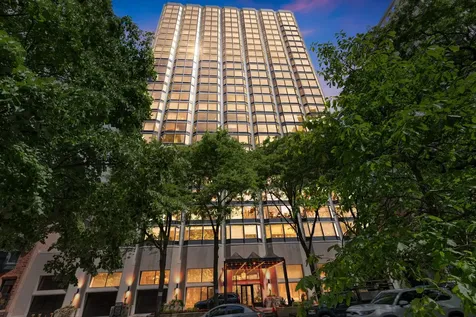 50 East Bellevue Place Chicago IL 60611