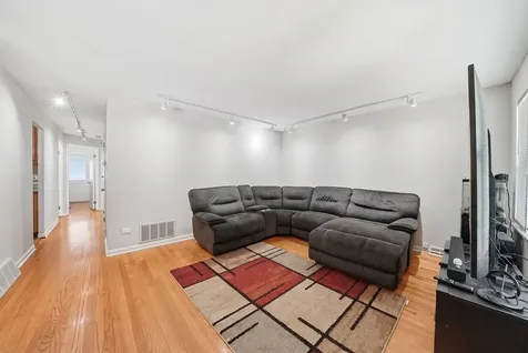 14323 Kostner Avenue Midlothian IL 60445