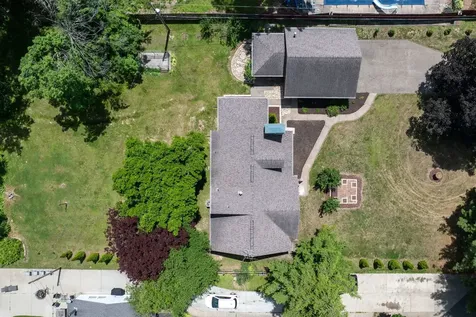1220 54 Street Court Moline IL 61265