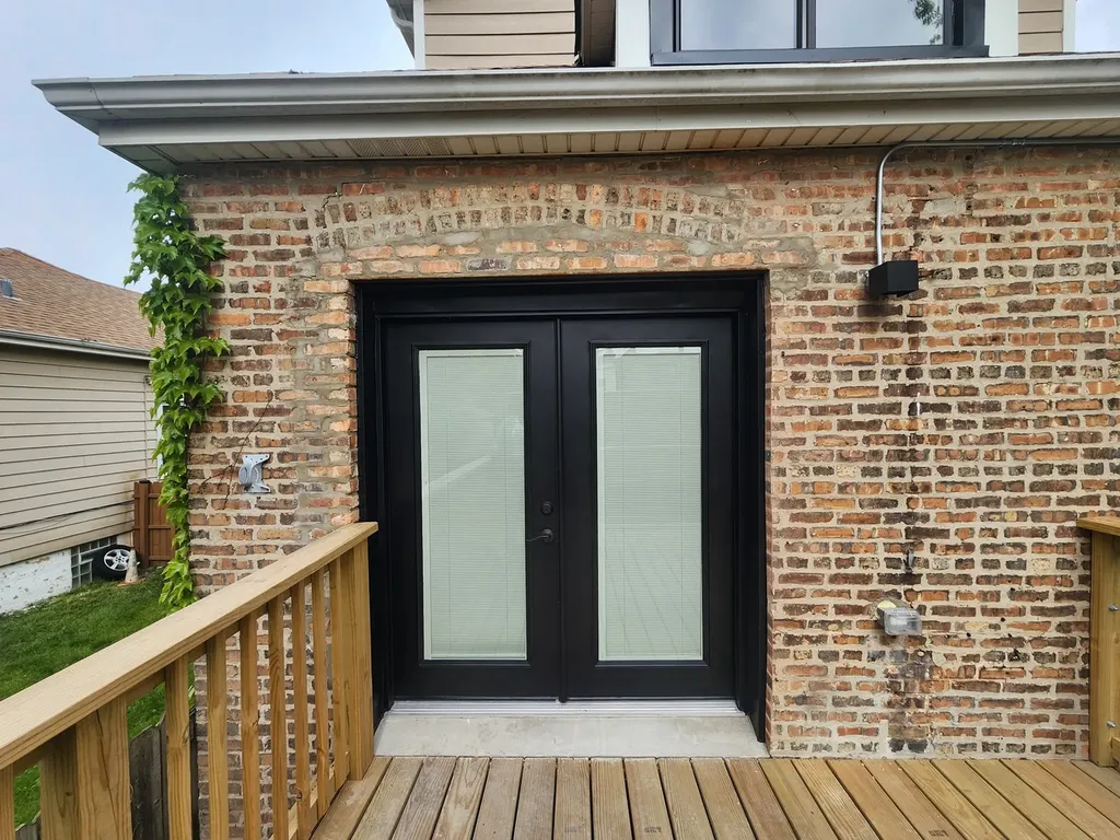8816 South Laflin Street Chicago IL 60620