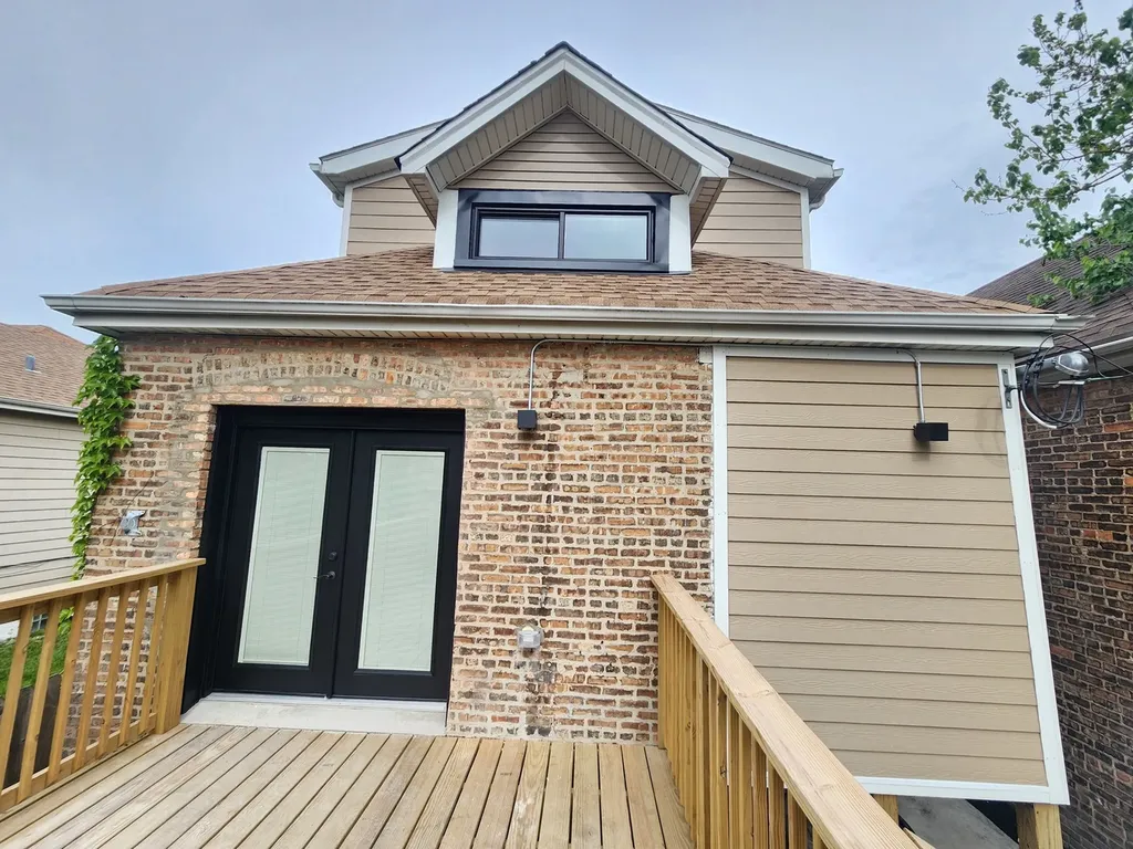 8816 South Laflin Street Chicago IL 60620