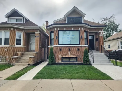 8816 South Laflin Street Chicago IL 60620