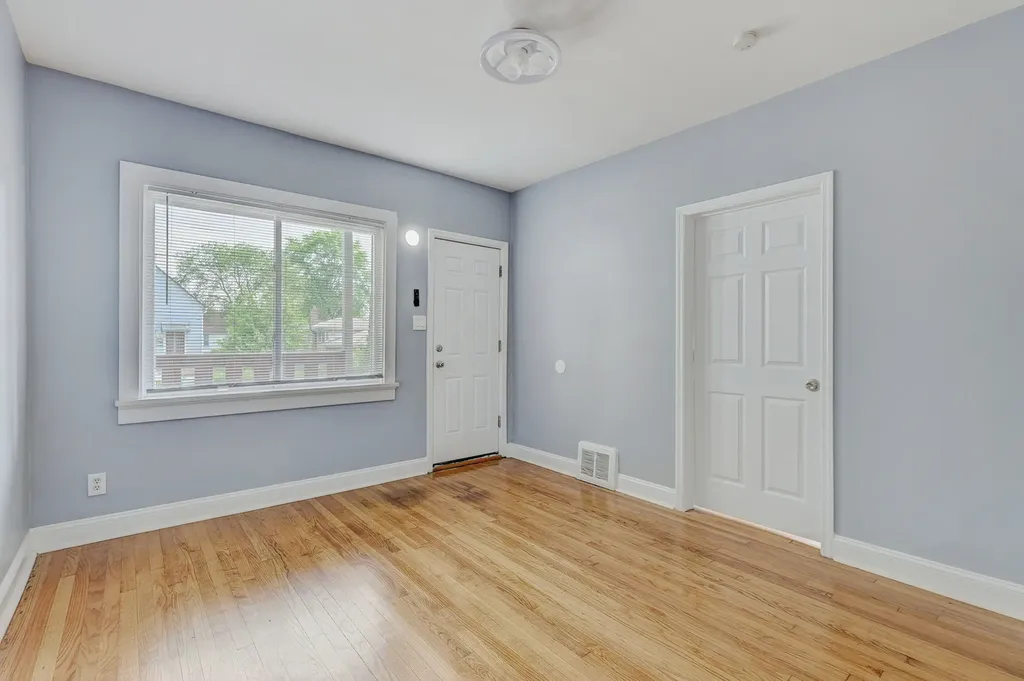 306 East 118th Street Chicago IL 60628