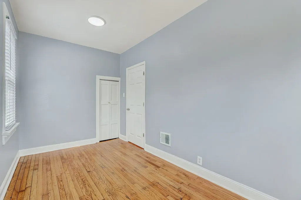 306 East 118th Street Chicago IL 60628