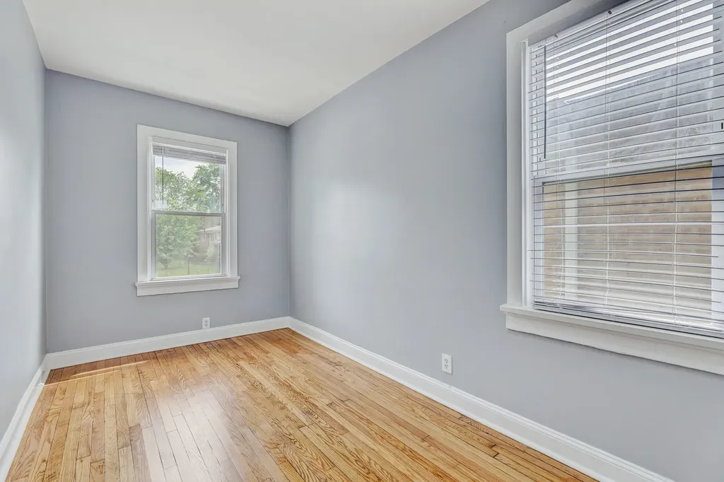 306 East 118th Street Chicago IL 60628