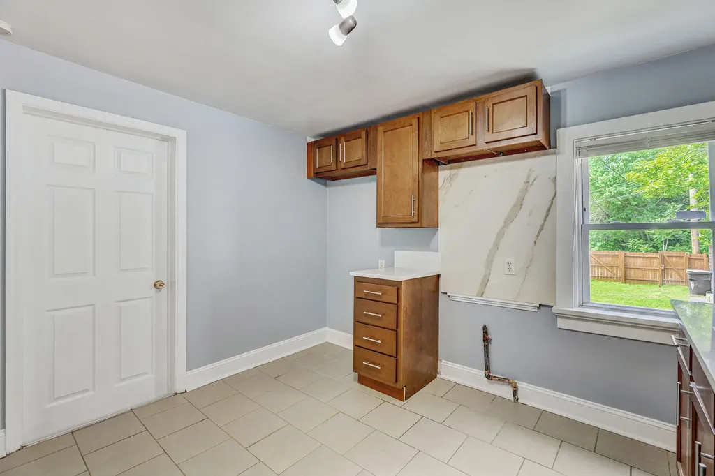 306 East 118th Street Chicago IL 60628