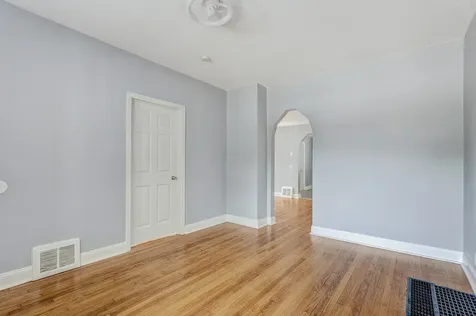 306 East 118th Street Chicago IL 60628