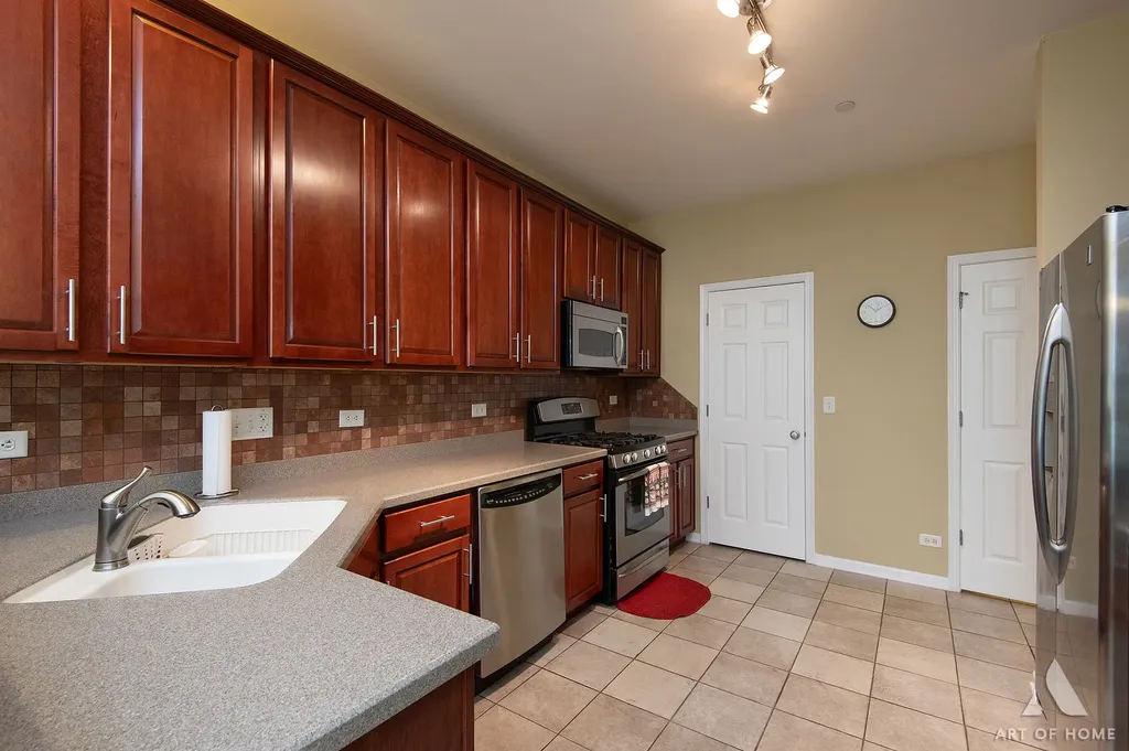 10079 Cummings Street Huntley IL 60142