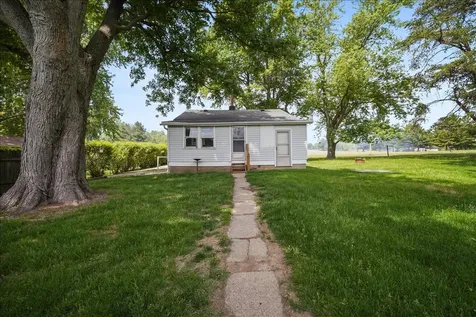19133 East 850 North Road Bloomington IL 61705