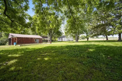 19133 East 850 North Road Bloomington IL 61705