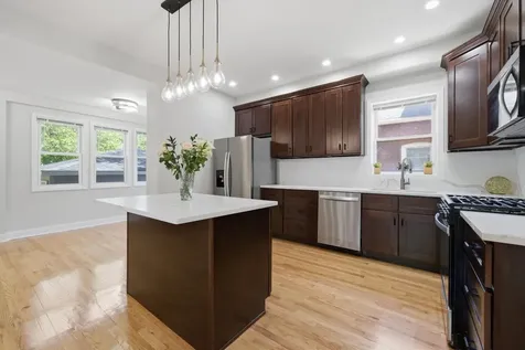 7247 South Luella Avenue Chicago IL 60649