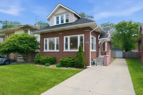 7247 South Luella Avenue Chicago IL 60649