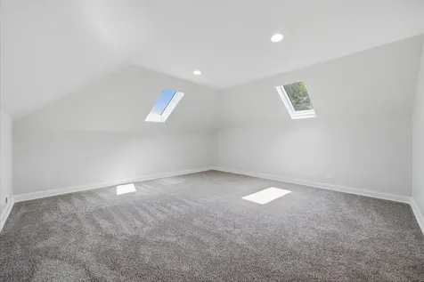 7247 South Luella Avenue Chicago IL 60649