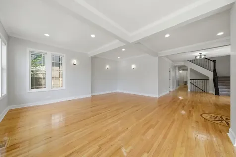 7247 South Luella Avenue Chicago IL 60649