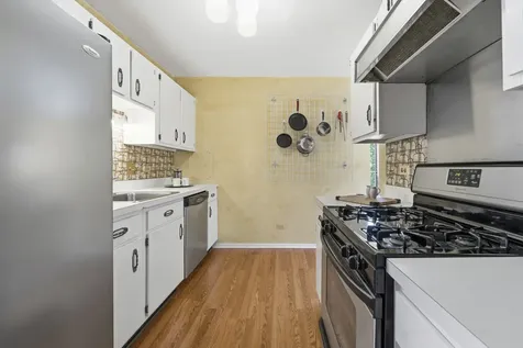720 Wellington Avenue Elk Grove Village IL 60007
