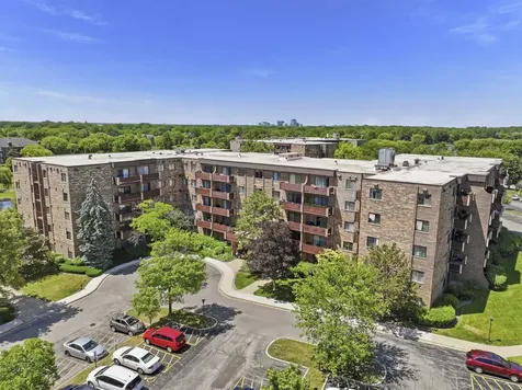 720 Wellington Avenue Elk Grove Village IL 60007
