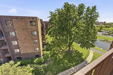 720 Wellington Avenue Elk Grove Village IL 60007