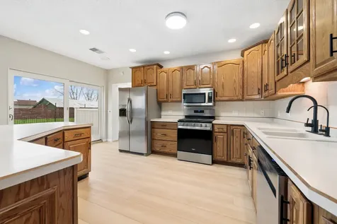 1430 North 30th Road Ottawa IL 61350