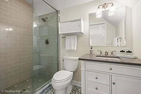 120 Hilltop Avenue Barrington IL 60010