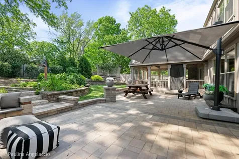 120 Hilltop Avenue Barrington IL 60010