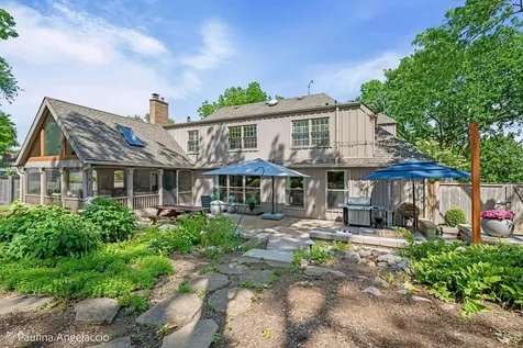 120 Hilltop Avenue Barrington IL 60010