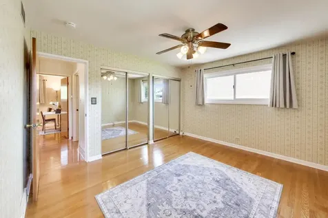7819 Church Street Morton Grove IL 60053