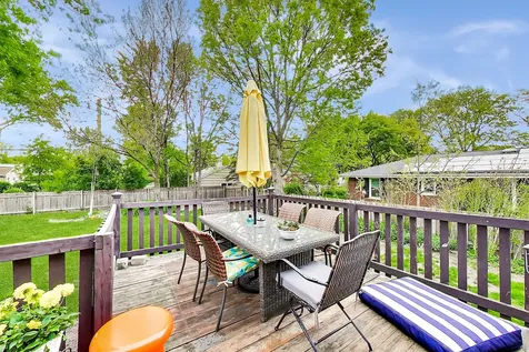 310 West Kirchoff Road Arlington Heights IL 60005