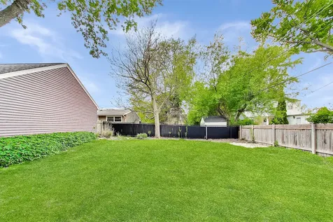 310 West Kirchoff Road Arlington Heights IL 60005