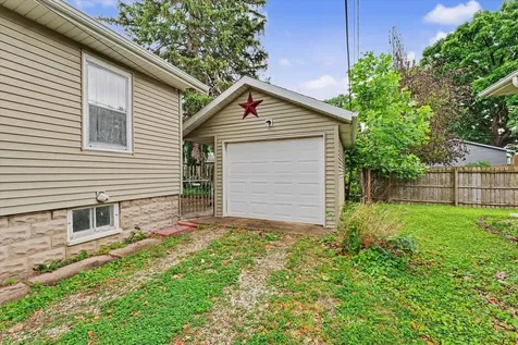 206 North Victor Street Champaign IL 61821
