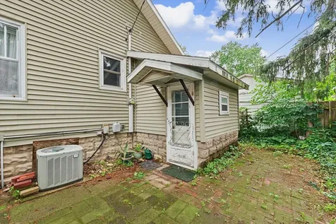 206 North Victor Street Champaign IL 61821