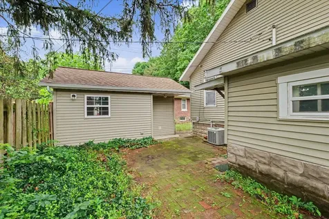 206 North Victor Street Champaign IL 61821