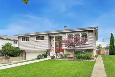 1503 North Park Drive Mount Prospect IL 60056