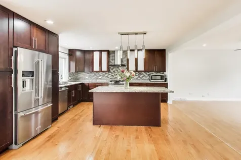1503 North Park Drive Mount Prospect IL 60056