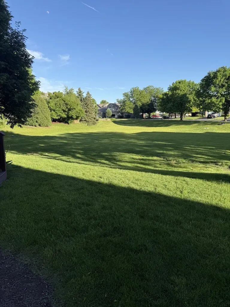 1916 Tamahawk Lane Naperville IL 60564