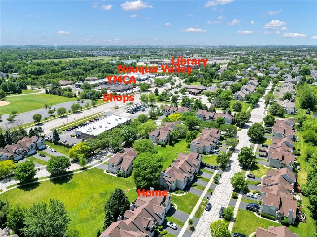 1916 Tamahawk Lane Naperville IL 60564
