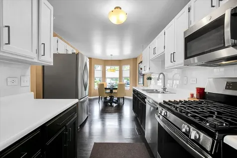 1916 Tamahawk Lane Naperville IL 60564