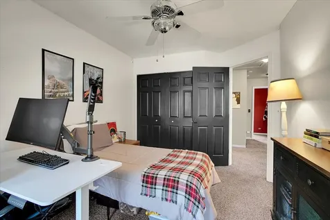 1916 Tamahawk Lane Naperville IL 60564