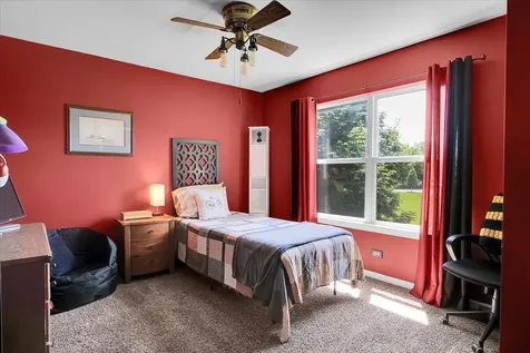 1916 Tamahawk Lane Naperville IL 60564