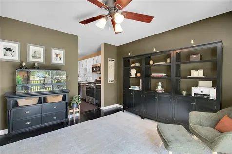 1916 Tamahawk Lane Naperville IL 60564