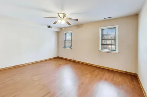 6534 West Montrose Avenue Harwood Heights IL 60706