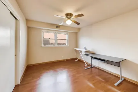 6534 West Montrose Avenue Harwood Heights IL 60706