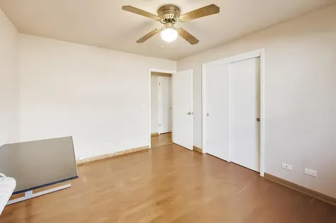 6534 West Montrose Avenue Harwood Heights IL 60706
