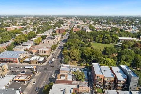 4351 North Western Avenue Chicago IL 60618