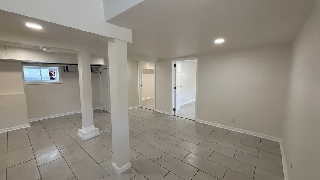 2750 South Sacramento Avenue Chicago IL 60623