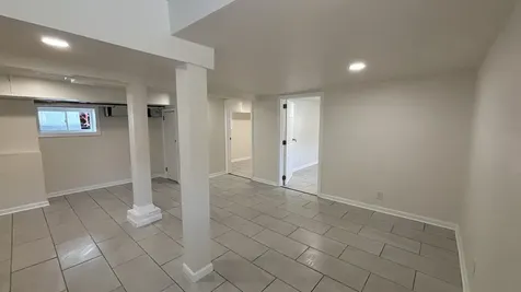 2750 South Sacramento Avenue Chicago IL 60623