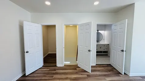 2750 South Sacramento Avenue Chicago IL 60623